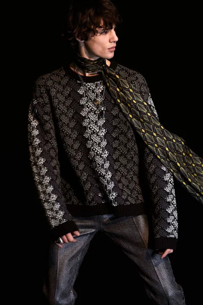 Look 19